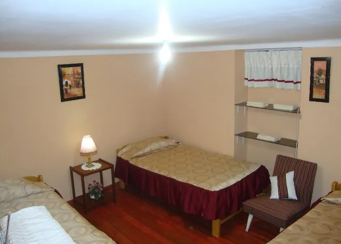 Casa Killari Pensión *